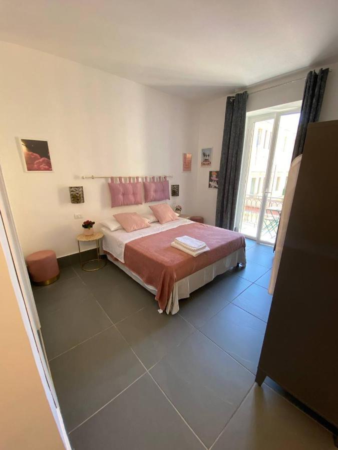 Le Stanze Dei Desideri Hotel Caserta Kültér fotó