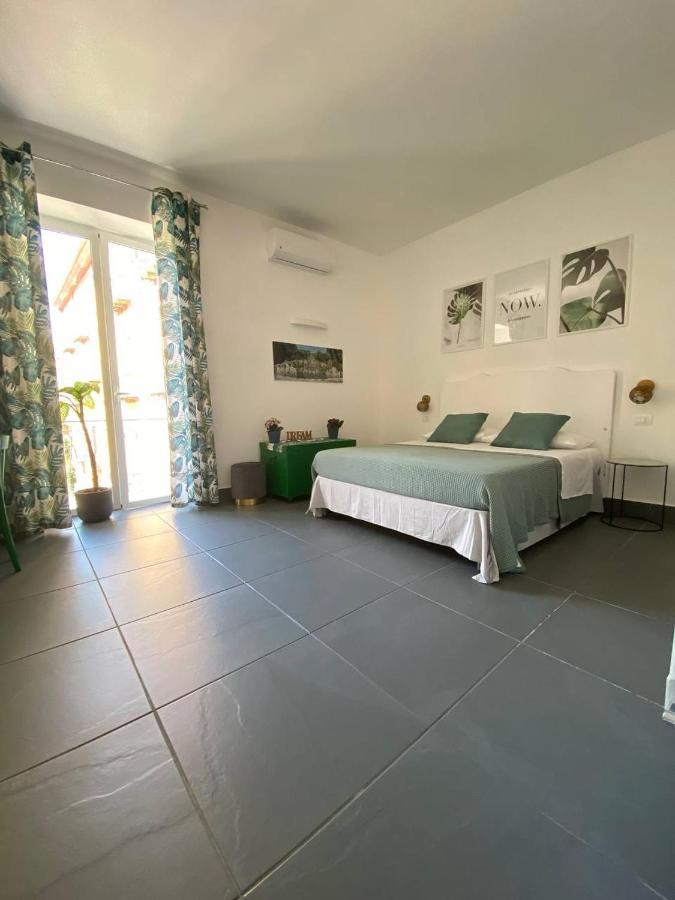 Le Stanze Dei Desideri Hotel Caserta Kültér fotó