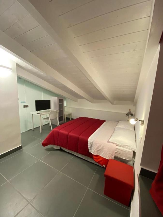 Le Stanze Dei Desideri Hotel Caserta Kültér fotó